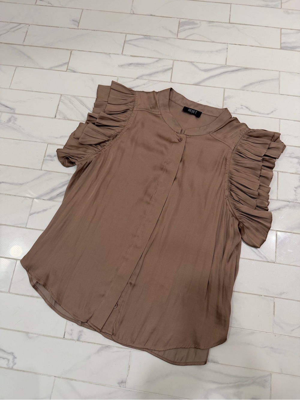 RESET Taupe Ruffle Sleeve Button Front Blouse Top Size Large